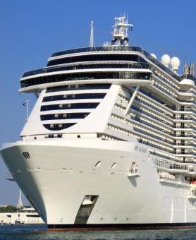 MES DEL CRUCERO_MINI CAR MSC SEASIDE